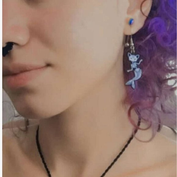 🧿 2 for $25 🧿 Spooky Lil' Skeletal Mermaid Kittens Dangle Earrings - Picture 6 of 10